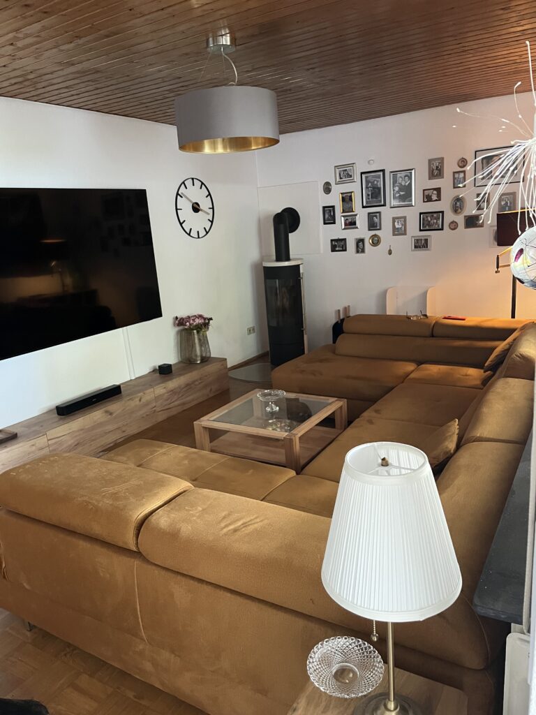 Wohnzimmer mit Kaminofen