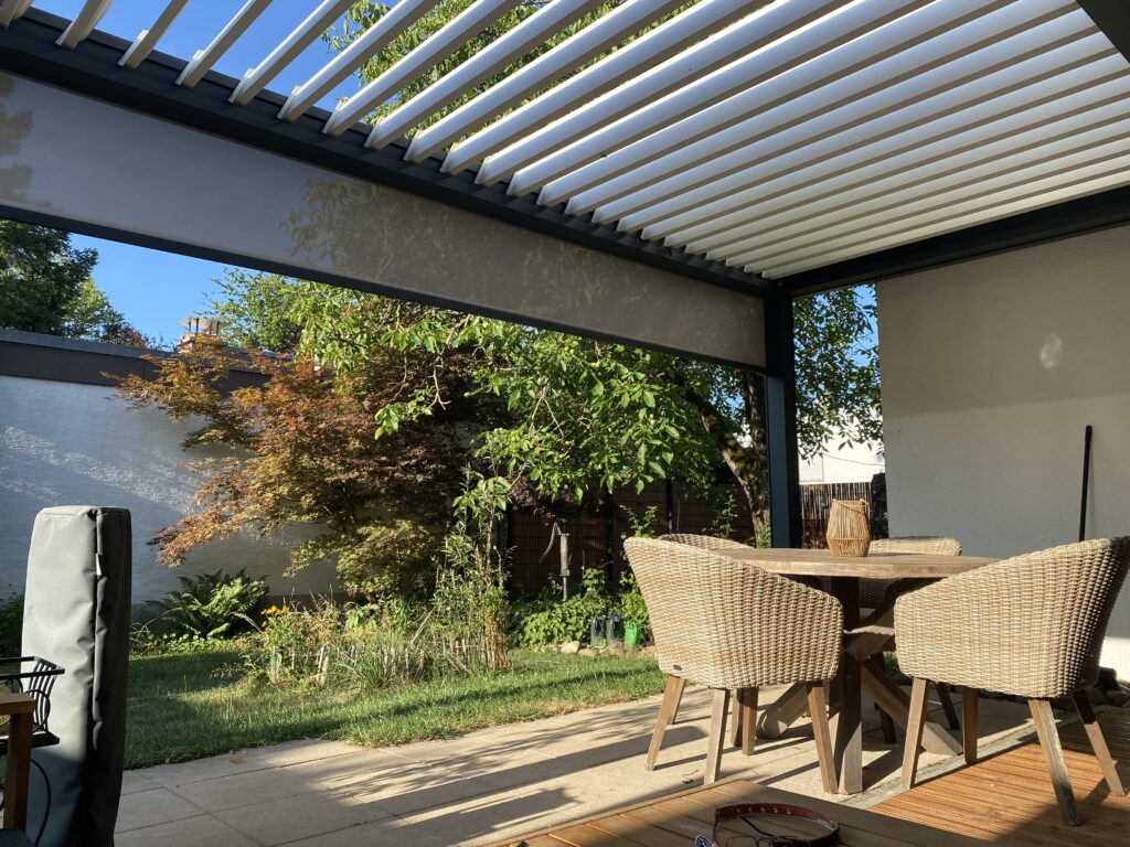 Terrasse / Elektr. Pergola
