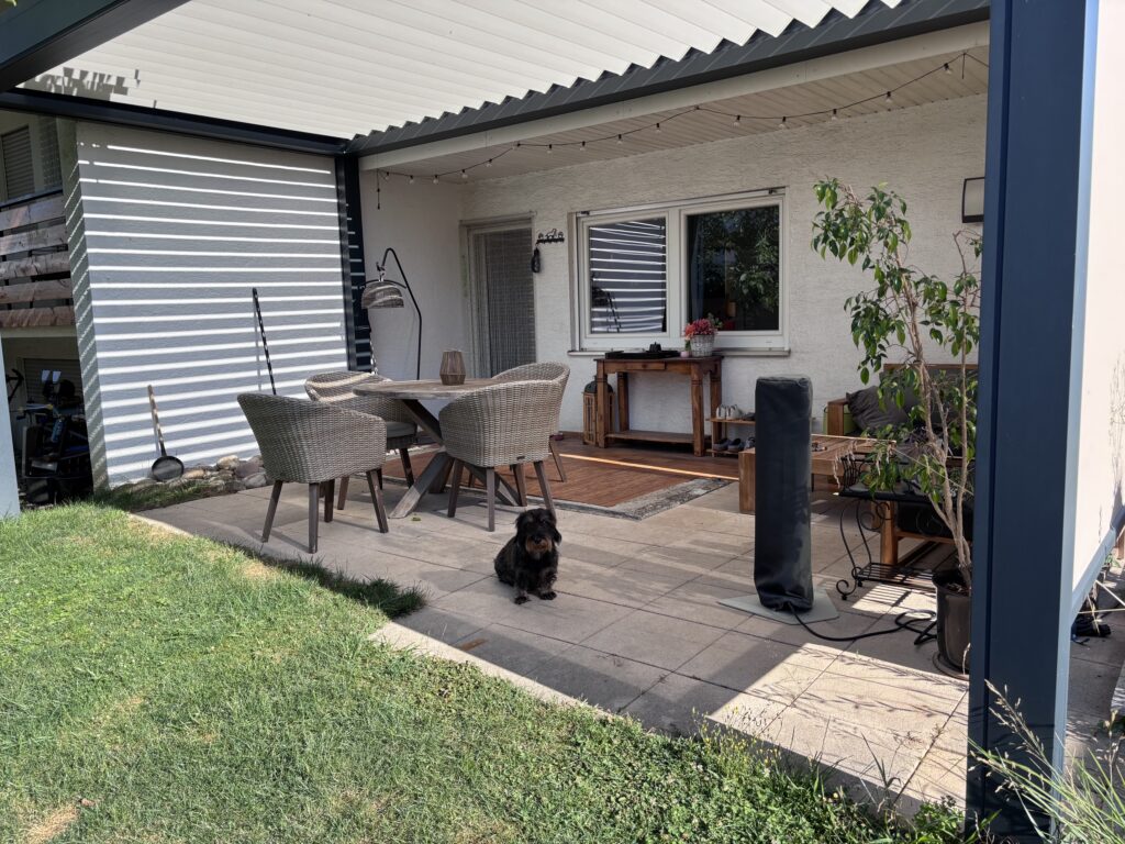 Terrasse / Elektrische Pergola